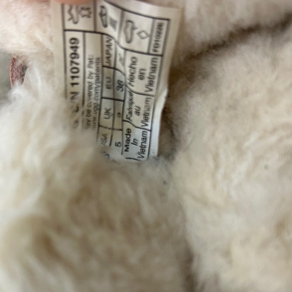 y2k UGG Australia Sheepskin Lined Moccasin Slippers Tan Pink Bow Size 5 - Picture 5 of 8